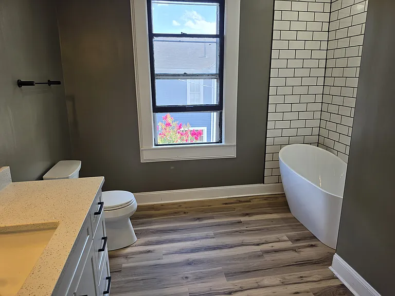 118 Hawkins Ave #201 — Photo 21