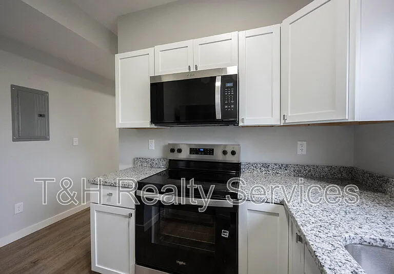 2810 E Michigan St #A — Photo 13