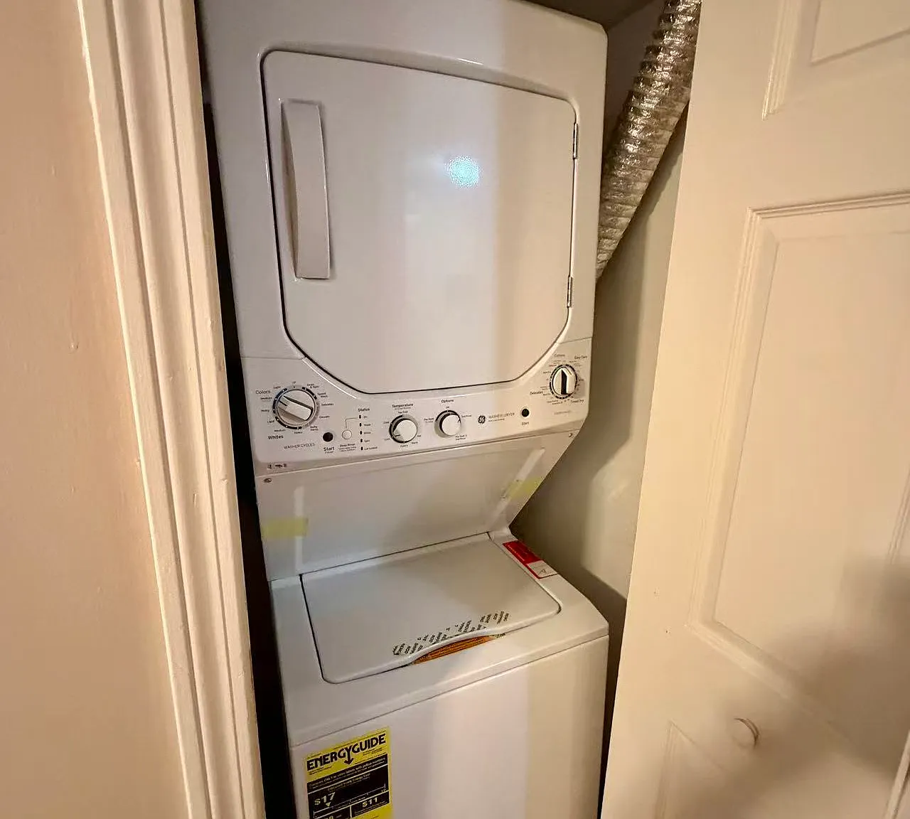 2 bed, 638 sqft, $3,700 — Photo 4
