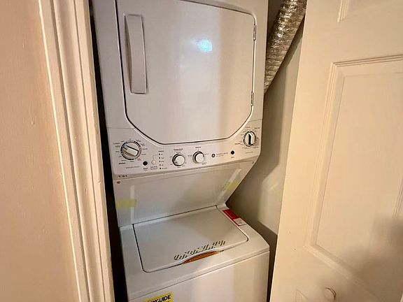 4th image of 65 Hemenway St APT 6