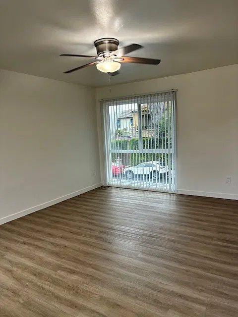 Studio, 425 sqft, $2,795 — Photo 2