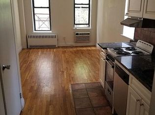 224 E 74th St #3D, New York, NY 10021