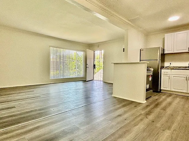 1835 W Crestwood Ln #H10 — Photo 26