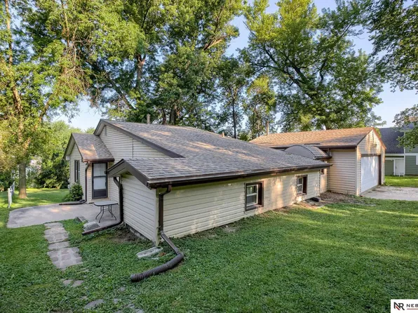 4116 N 87th St, Omaha, NE 68134