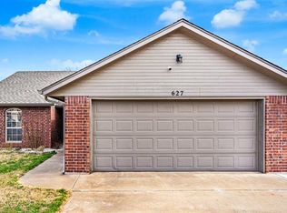 627 NW Granite Ave, Cache, OK 73527