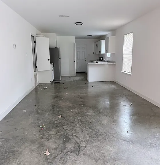 736 King Ave — Photo 3