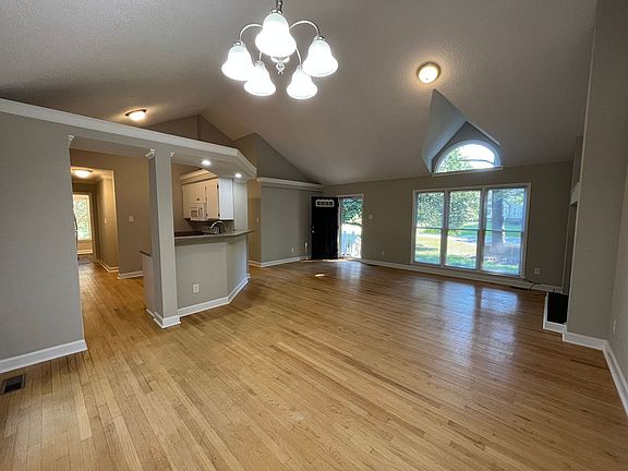 3rd image of 1714 Cassie Ct