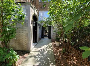 613 W Arlington Pl APT 1, Chicago, IL 60614
