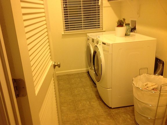 5th image of 265 Sullivan Way