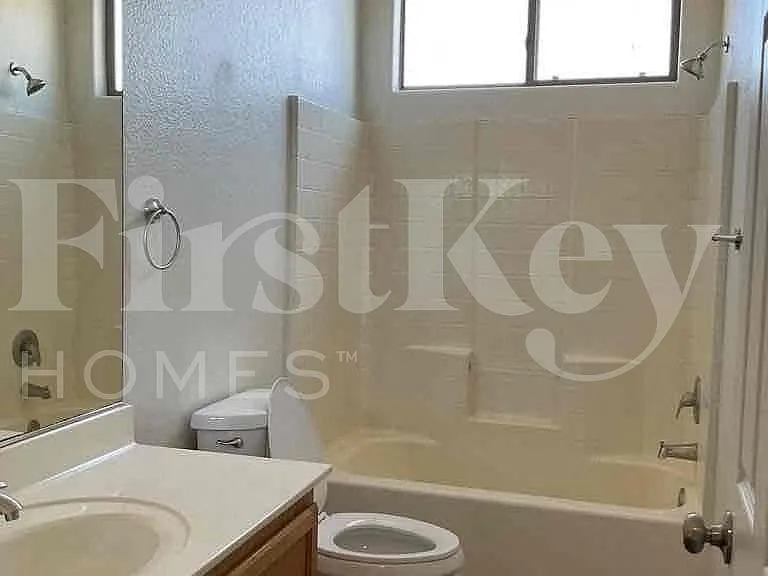 13034 W Ash St — Photo 12