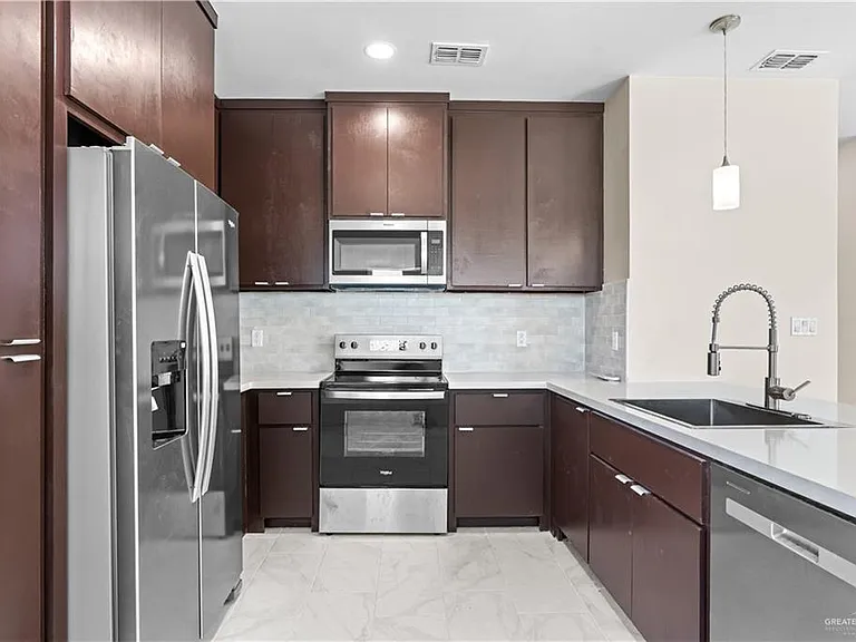 503 Sparrow Rd #1 — Photo 5