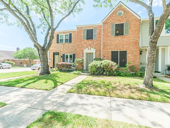 2nd image of 1357 Country Place Dr