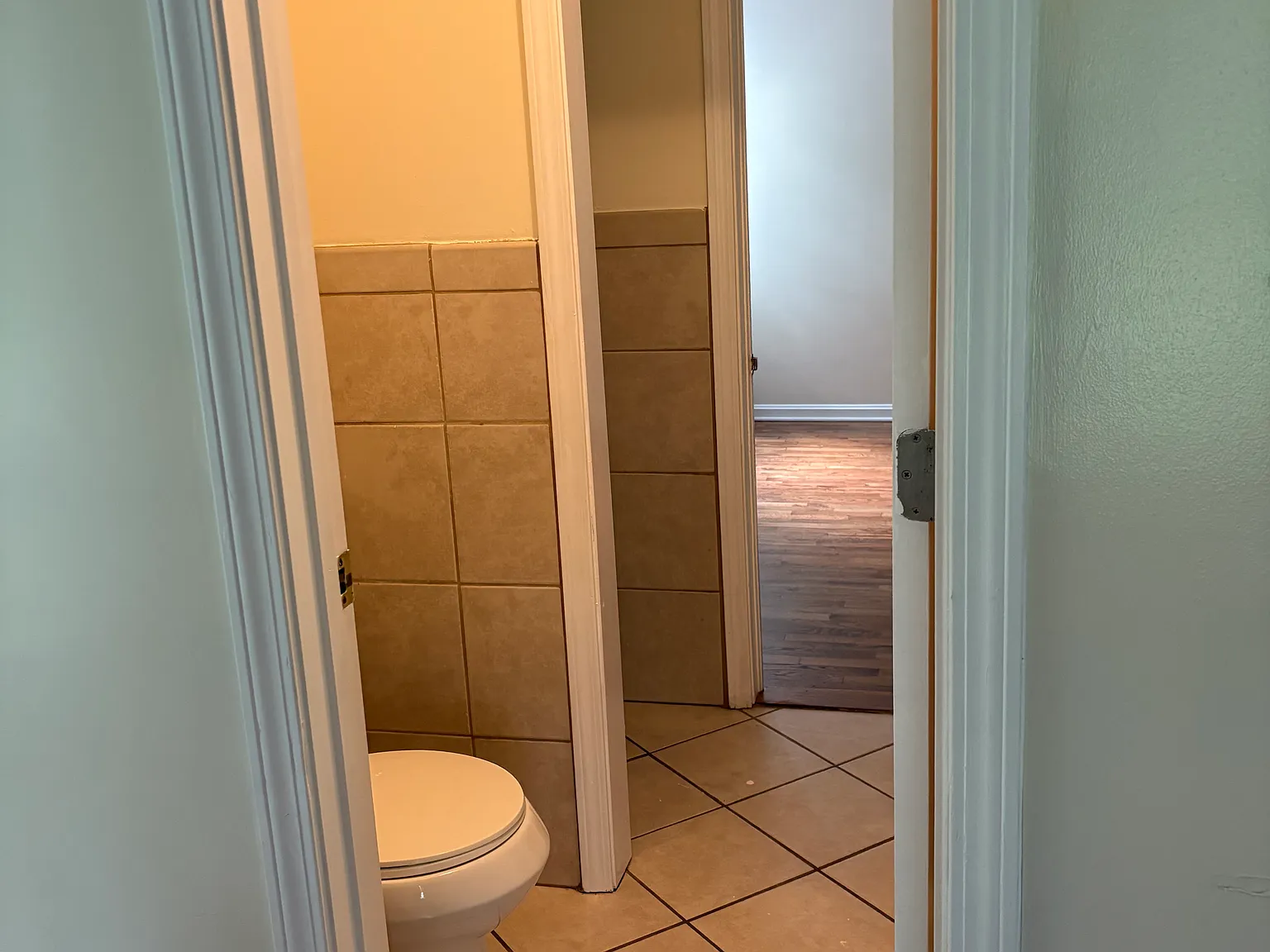 710 Longview St — Photo 3