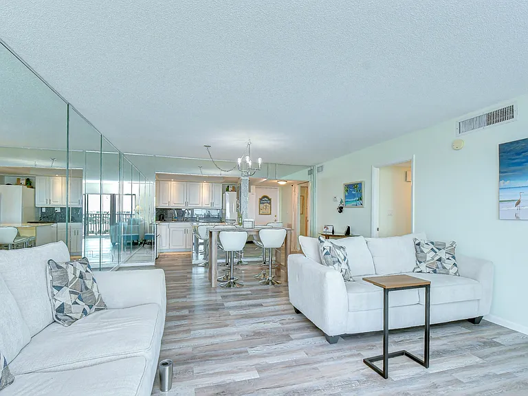 400 64th Ave #1006 — Photo 27