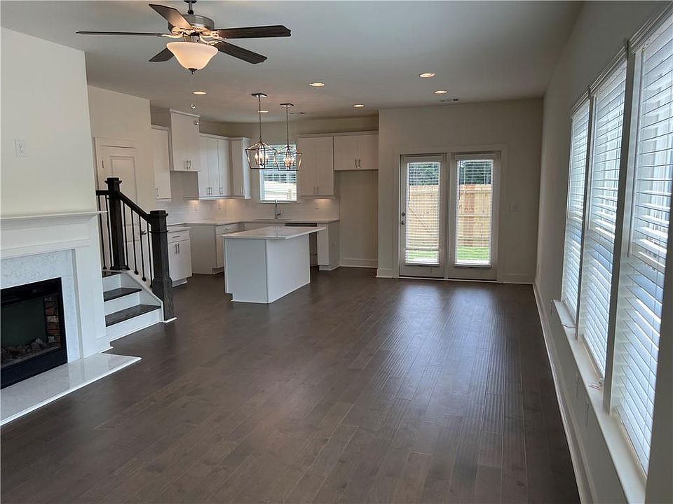 1st image of 5851 Greystone Dr