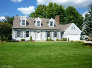 6339 Walton Heath Dr, Hudsonville, MI 49426