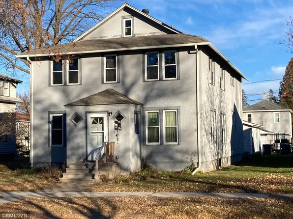 2922 4th Ave W, Hibbing, MN 55746