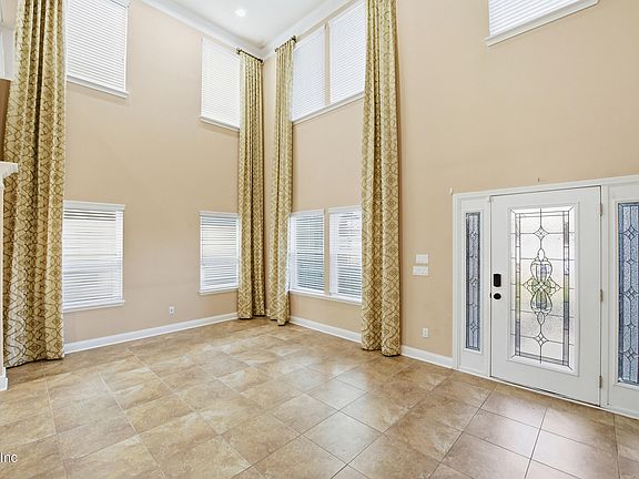 3rd image of 4785 PLANTATION OAKS Boulevard