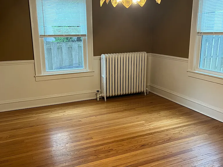 111 Pleasant Ave — Photo 7