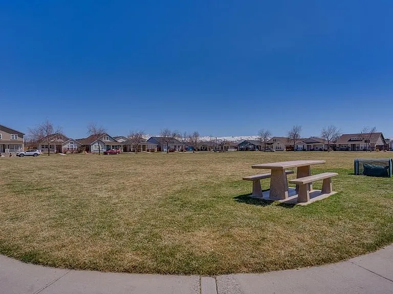 1435 Honey Locust Ave — Photo 25