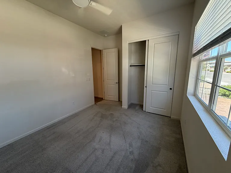 7693 Boulder Falls Dr — Photo 24