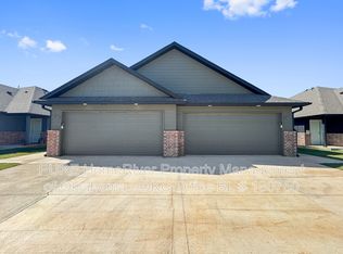11421 University Dr, Oklahoma City, OK 73114