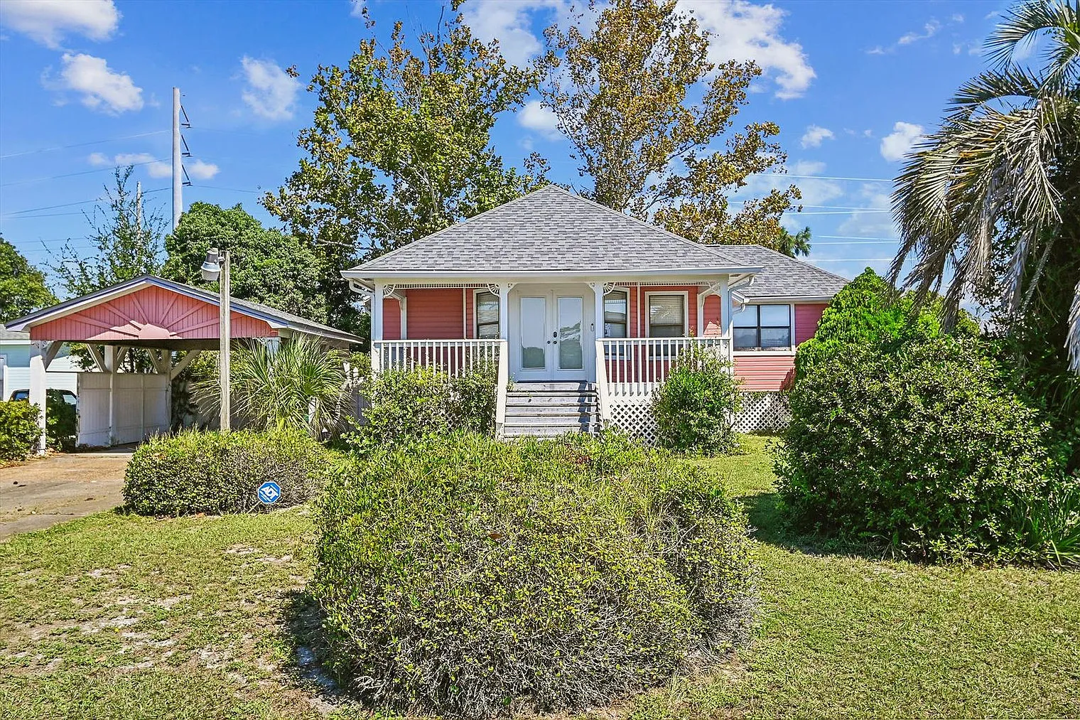 2 bed, 1.0 bath, 1001 sqft, $4,193 — Photo 4