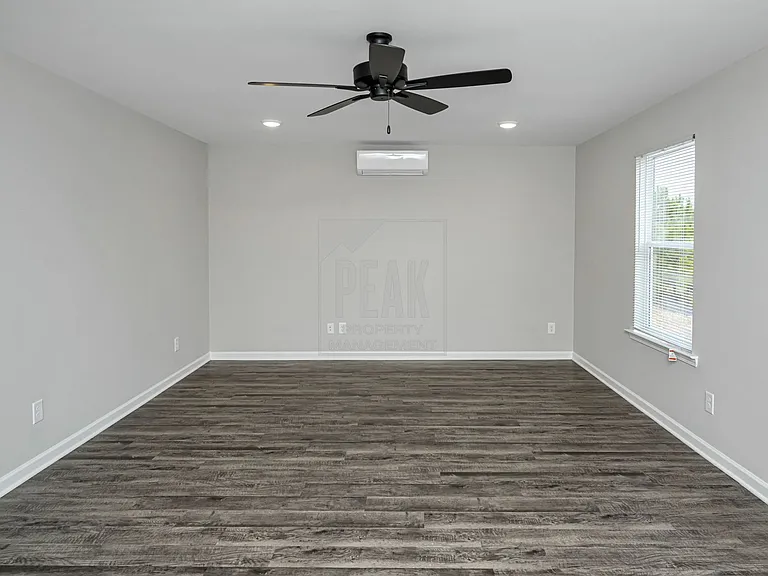390 Woodland Cir — Photo 22