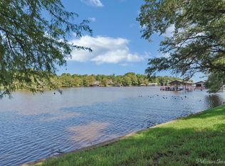 2414 Lakecrest Dr, Shreveport, LA 71109