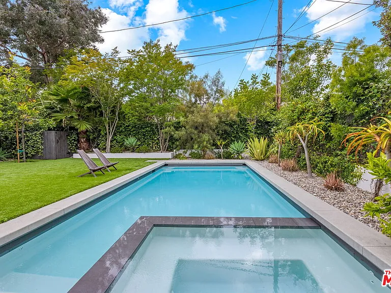 653 S Citrus Ave — Photo 43