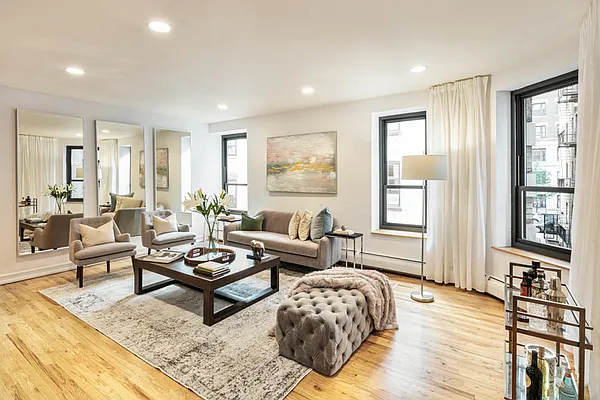 Sold by Compass | media 14