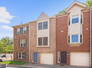 1804 9th St S APT E, Arlington, VA 22204