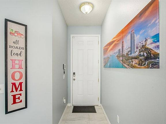 5th image of 12136 Tree Haven Ave