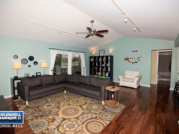 Patio Door to Huge Covered Deck