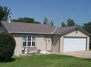 509 Mustang Dr, Ogden, KS 66517