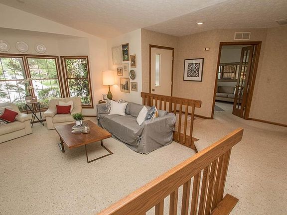 5th image of 846 Brick Mill Run APT E1