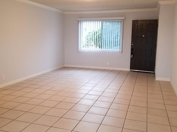 4th image of 612 N Chandler Ave APT I