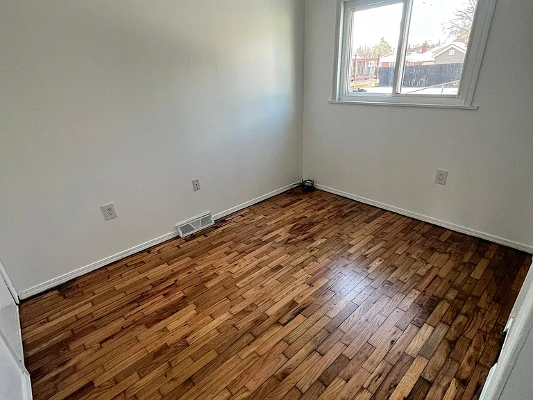 6230 Gulley St — Photo 9