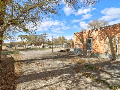 7501 Isleta Blvd SW, Albuquerque, NM, 87105