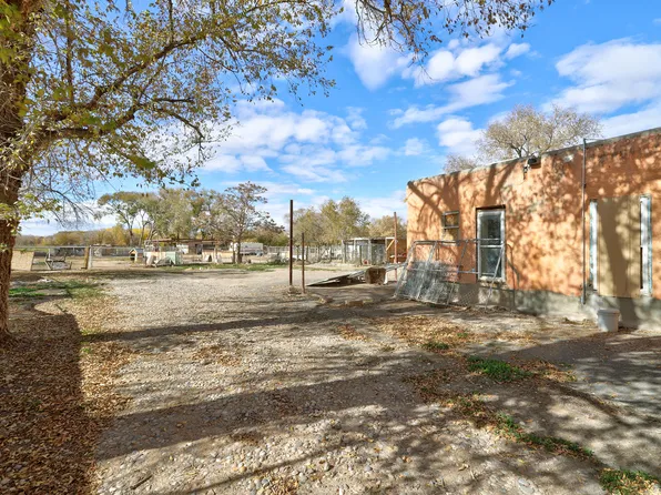 7501 Isleta Blvd SW, Albuquerque, NM 87105