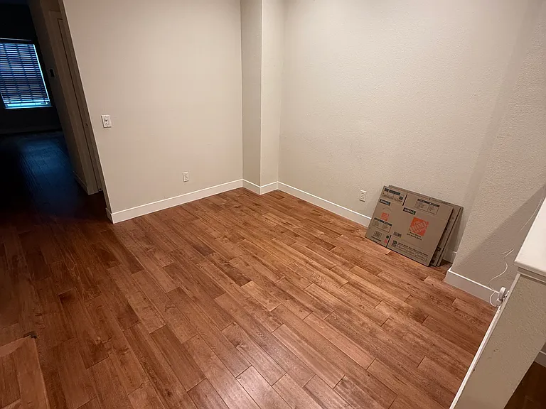 686 Willow St — Photo 14
