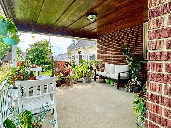 5th image of 2887 W Tower Ave