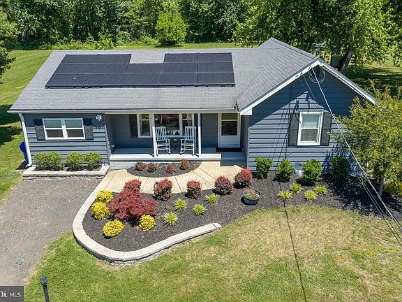 2nd image of 2137 Jacksonville Jobstown Rd