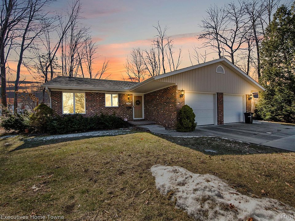 1st image of 3643 Ramblewood Dr