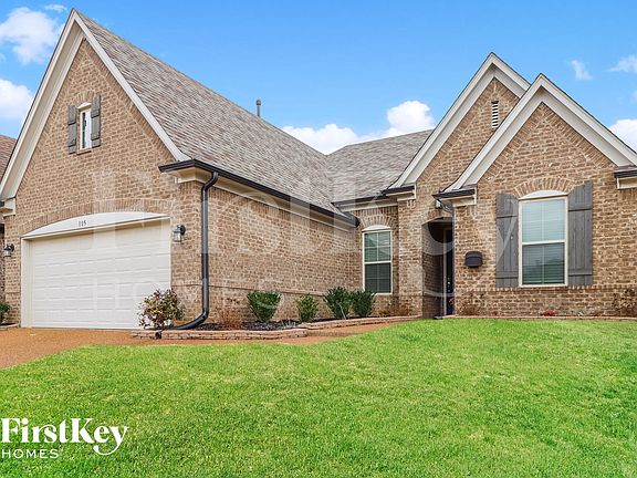 2nd image of 105 Hidden Meadows Ln