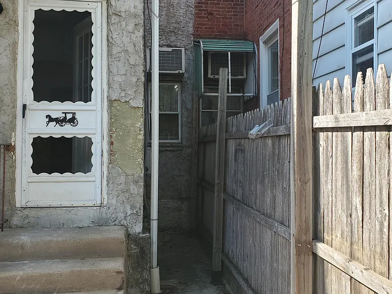 6336 Wheeler St — Photo 10