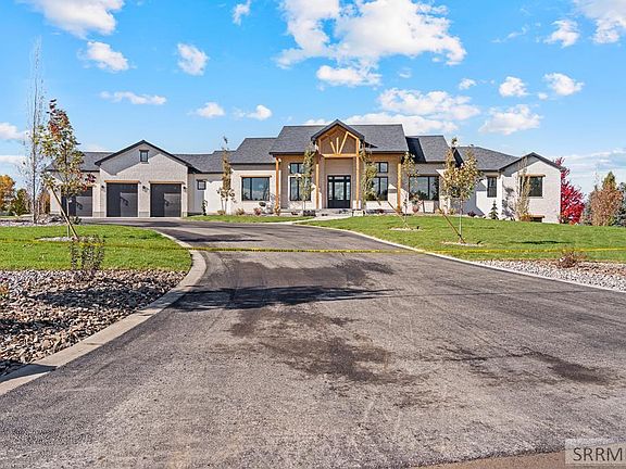 2nd image of 560 Partridge Ln