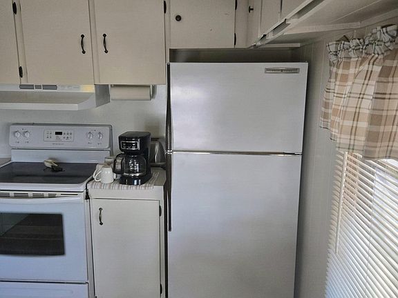 5th image of 5564 W Rocking Circle St