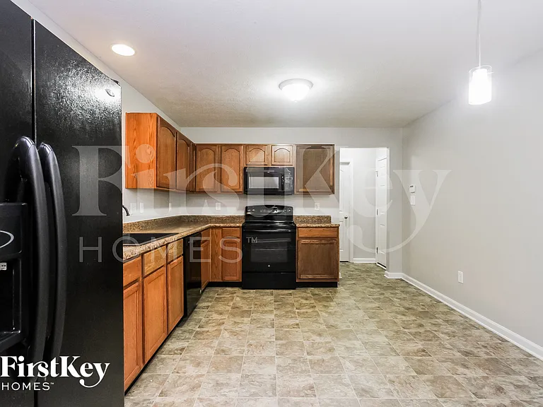 5602 Wild Horse Dr — Photo 5