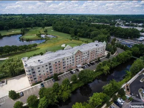 1304 Windsor Park Ct #304, Englewood, NJ 07631